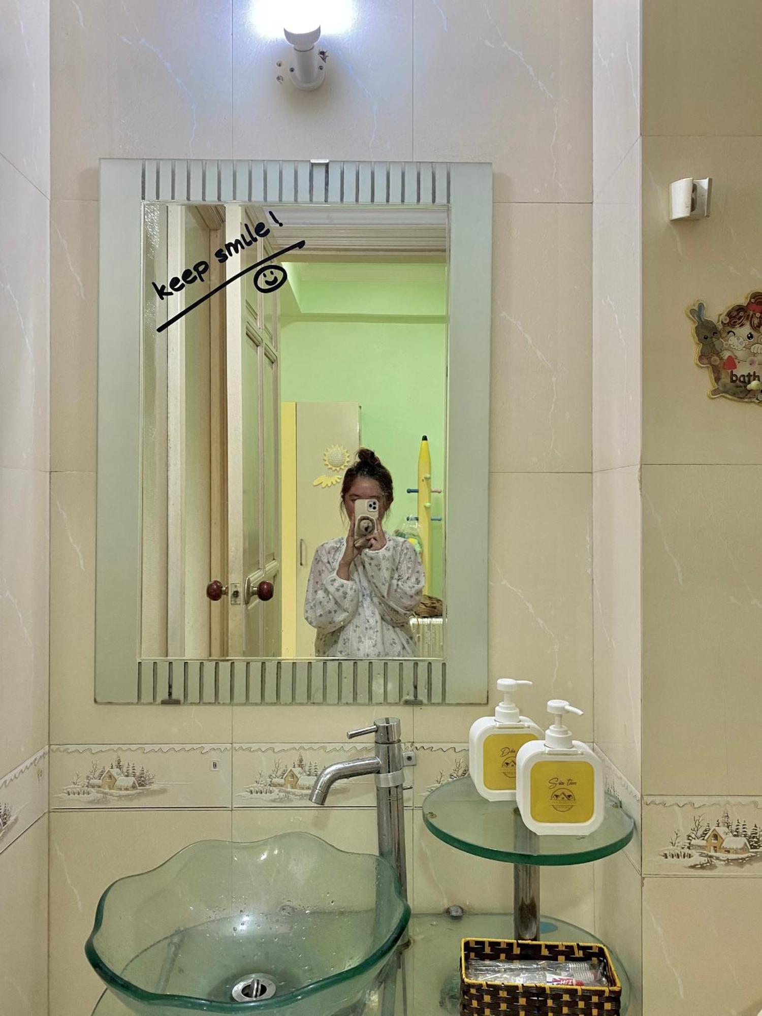 Lava Homestay Hai Phong Bagian luar foto