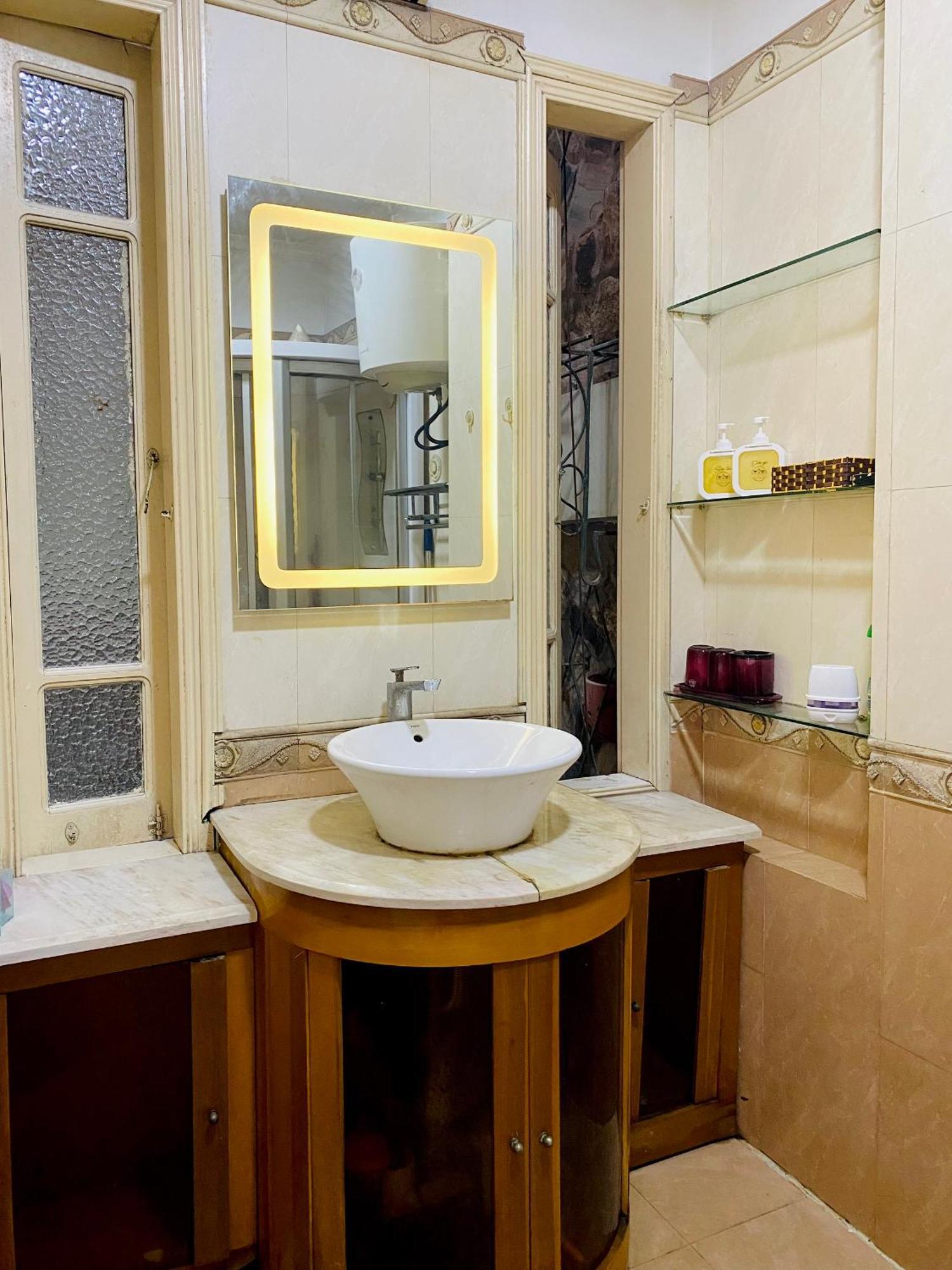 Lava Homestay Hai Phong Bagian luar foto